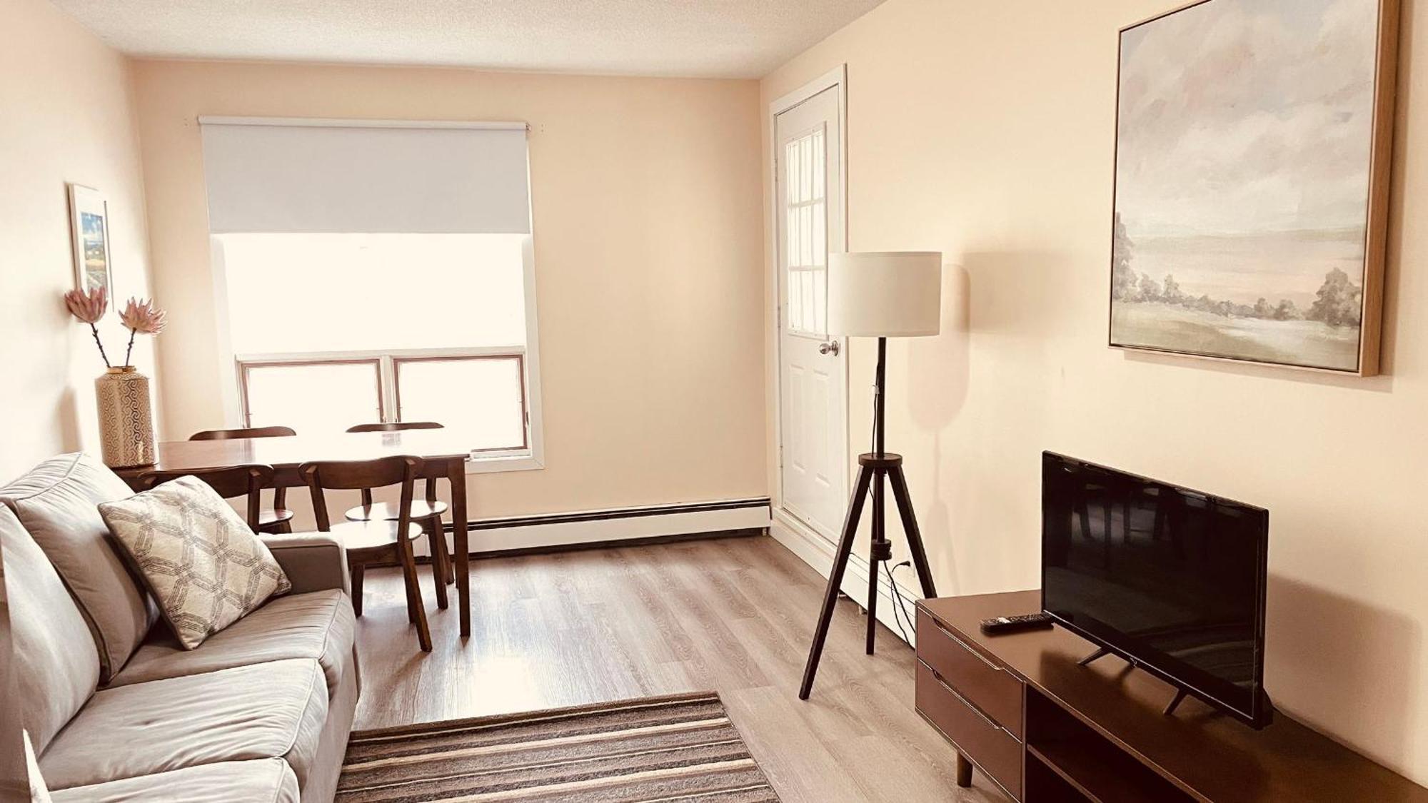 #304 Mountain View 1Br In Canmore Dt מראה חיצוני תמונה